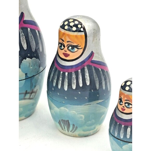 Matryoshka Russian Winter Village Nesting Dolls 9 Piece Vintage Wood Handpainted - Picture 6 of 16